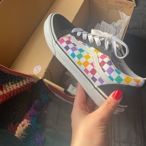 CHECKERED VANS